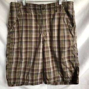 Lucky Brand men’s shorts size 34